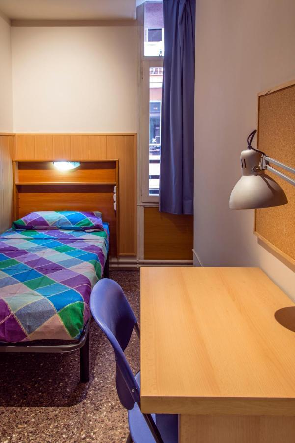 Residencia Sants Barcelona Quarto foto
