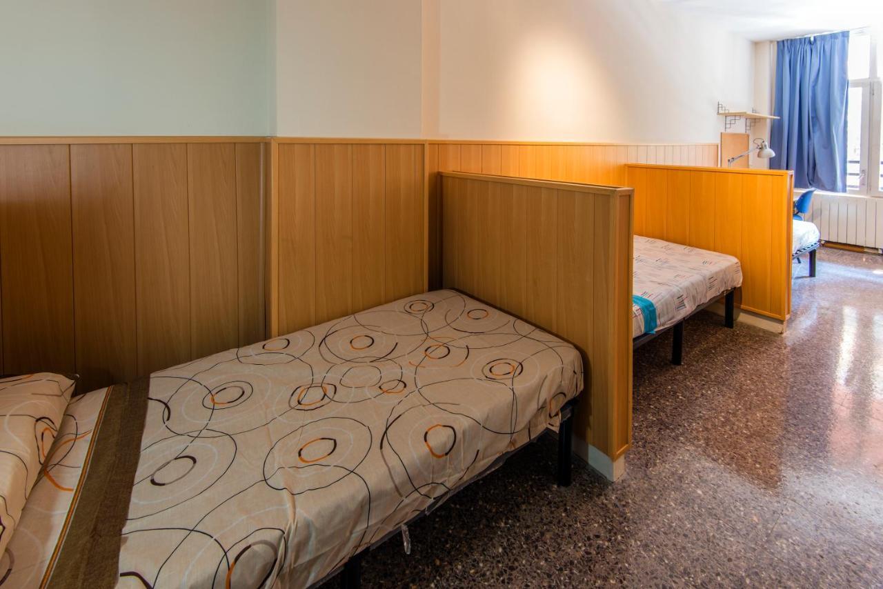 Residencia Sants Barcelona Quarto foto